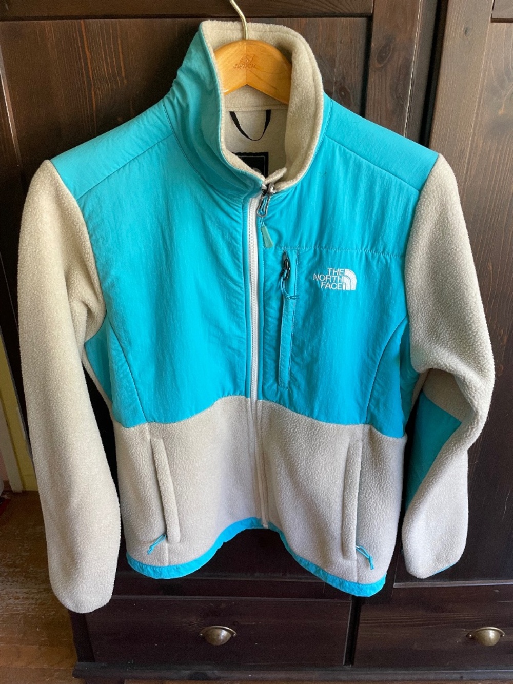 PRICE DROP! The North Face Two-Tone ZipperFront Pile Jacket- Women's Medium